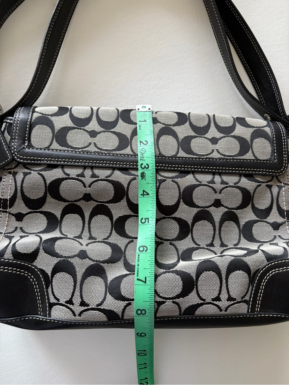 Coach Hamptons Shoulder Bag Signature Jacquard Canvas Leather - Picture 6 of 13